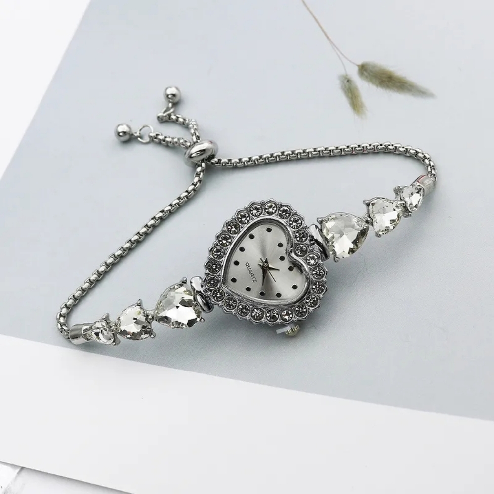 Vintage Silver Casual Heart Shape Jewelry With Clear Rhinestones Womens Watch